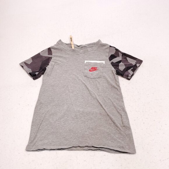 The Nike Tee Casual Graphic Short Sleeve T-Shirt Youth Boys Size Small S Gray - Picture 2 of 8